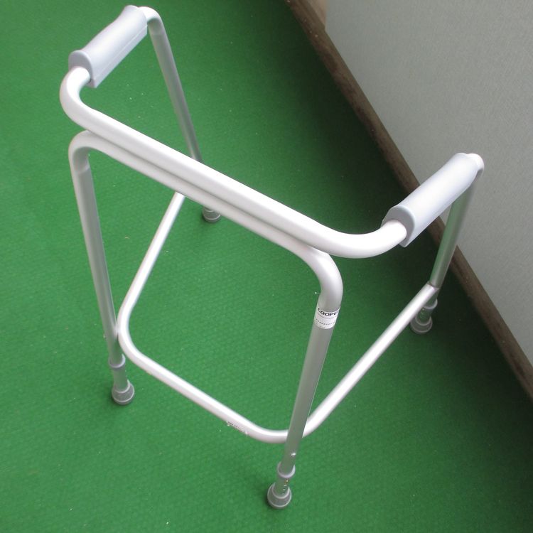 Gehwagen Für Senioren – Höhen- Und Breitenverstellbar (116-140 Cm), Mit 8 Rädern & Bremse, Tragkraft 150 Kg, Blau