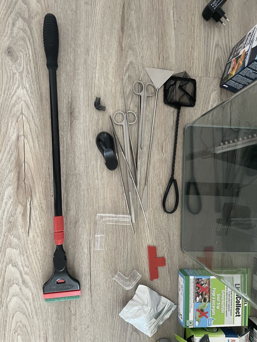 Acquari: Dennerle NANO Cube 30L Einsteiger Aquarium Set – Usato da Wetzikon ZH venduto da ser_l9yw 2
