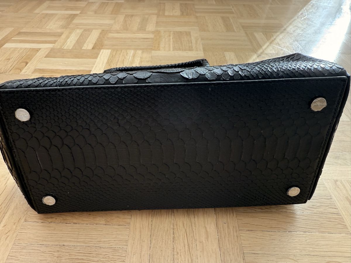 La Perla Borse da donna: La Perla City Ada Python-Leder Handtasche – Nuovo (secondo la descrizione) da St. Moritz venduto da vika55 4