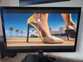 LG Flachbildschirm Fernseher - Top Zustand, Schnäppchen