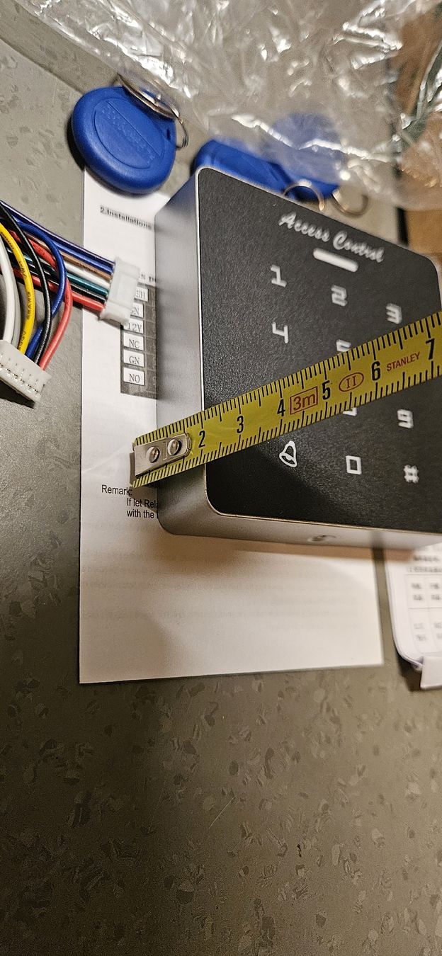 Sistema di controllo: Zutrittskontrollsystem mit 3 RFID-Chips. – Nuovo (secondo la descrizione) da Baar venduto da Vel...Baar45 4