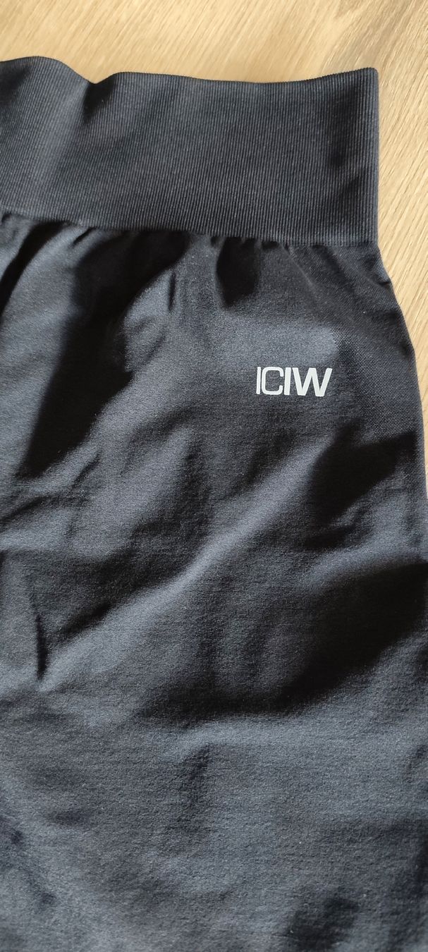 Leggings: Icaniwill short Neuf M  – Neuf (Voir description) à Martigny par Seuph02 5