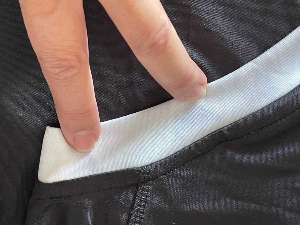 Kappa Canottiere & Pantaloni: Maillot pull  Kappa noir avec protections Large comme neuf – Nuovo (secondo la descrizione) da Kloten venduto da Vermicelles 9