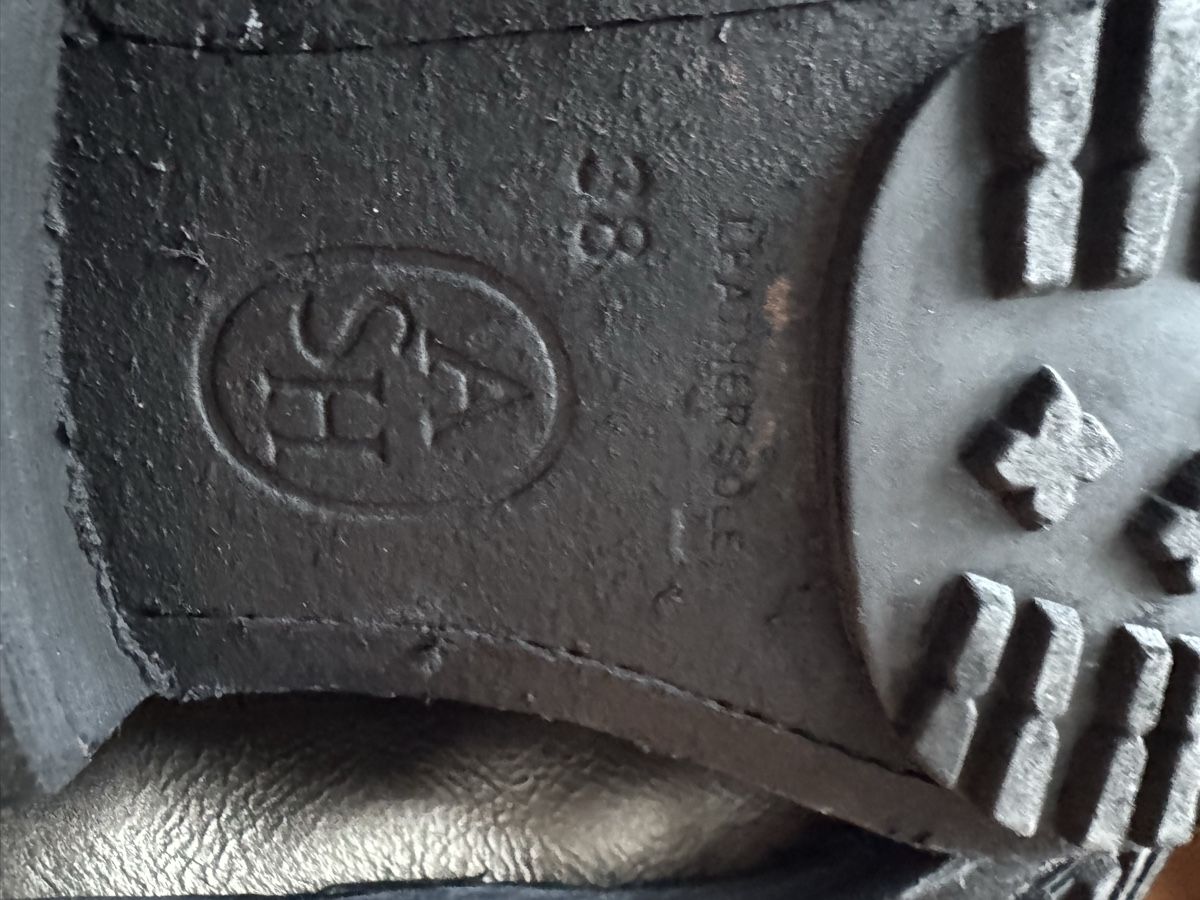 Ash Scarpe da donna: ASH Boots Gr.38 mit Nieten – Usato da Seon venduto da noe_zz6w 5