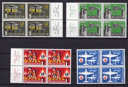 R2560  /  Propagande 1956 en blocs de 4 neufs XX