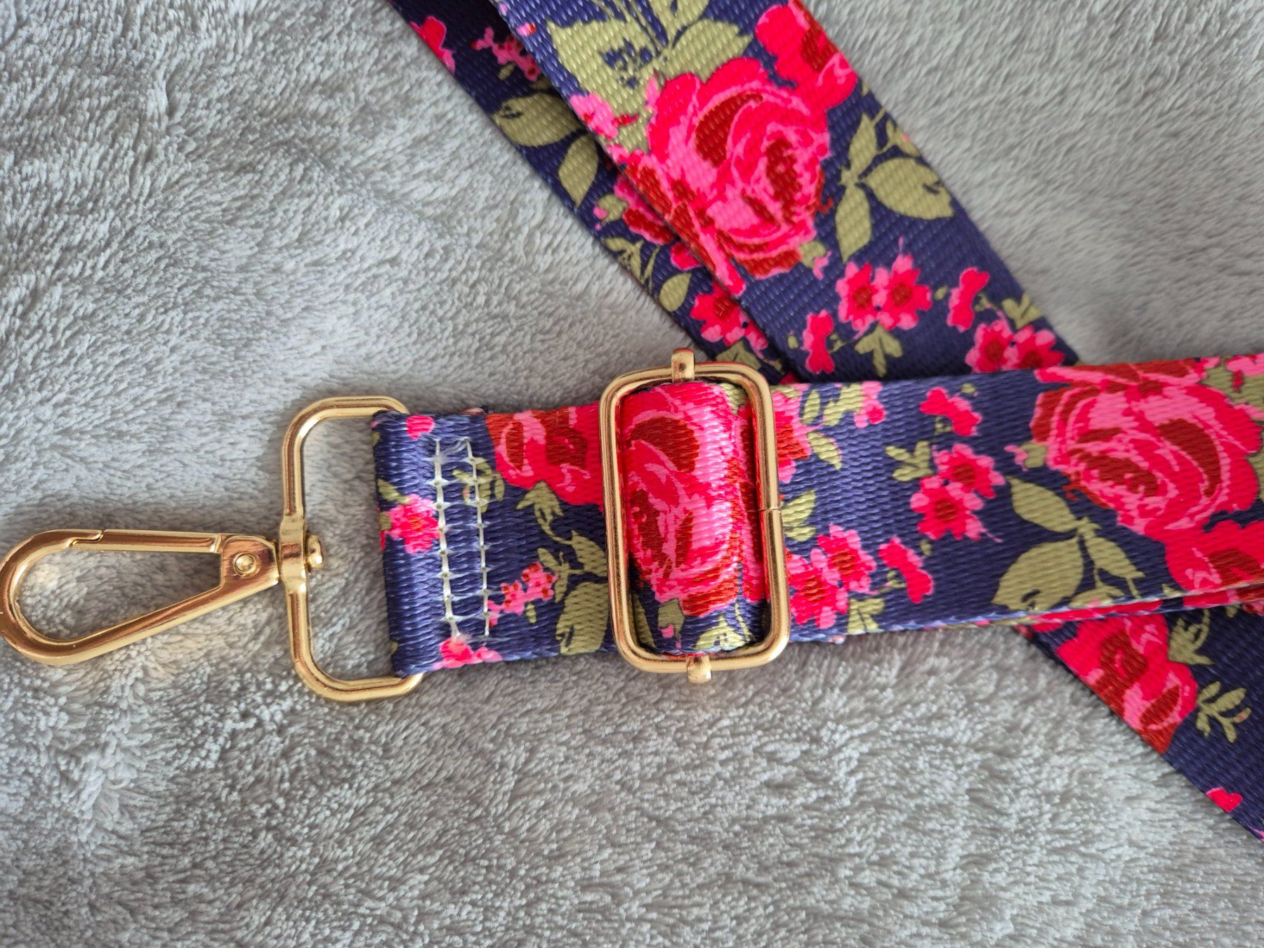Altro in  Abbigliamento & Accessori: Handtaschen-Schultergurt neu 3.5cm breit – Nuovo (secondo la descrizione) da Urtenen-Schönbühl venduto da Rose.9294 1