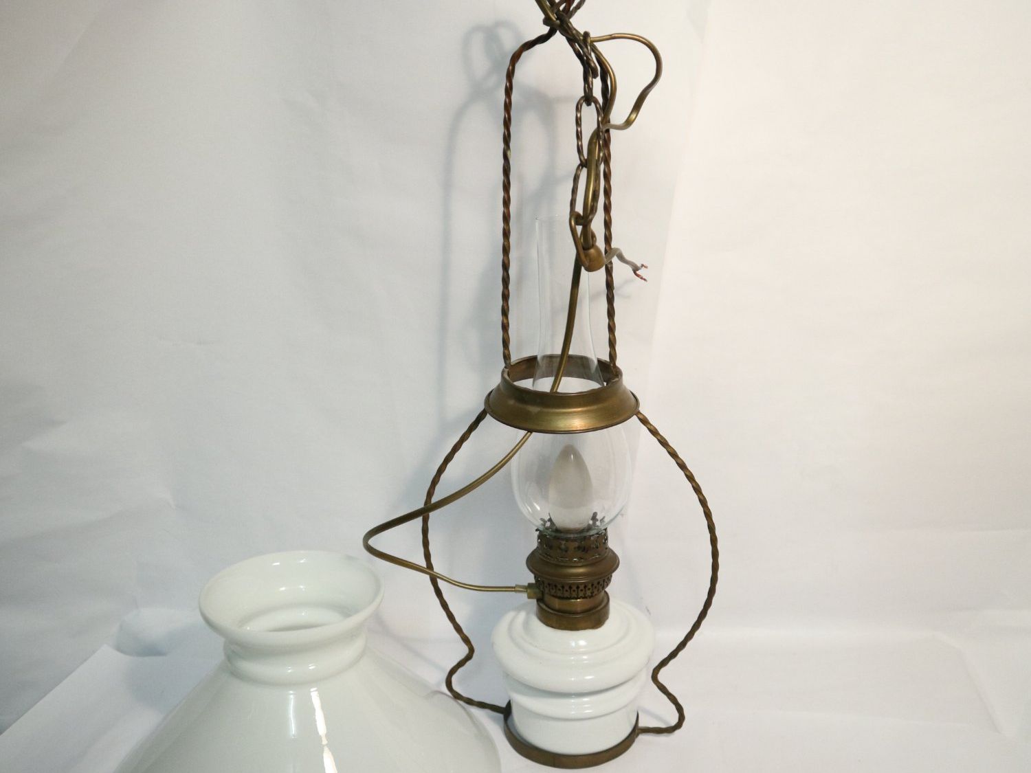 Lampade: Vintage Opal Glas Hängelampe Lampe Leuchte – Usato da Eschenbach SG venduto da Astalavista 4
