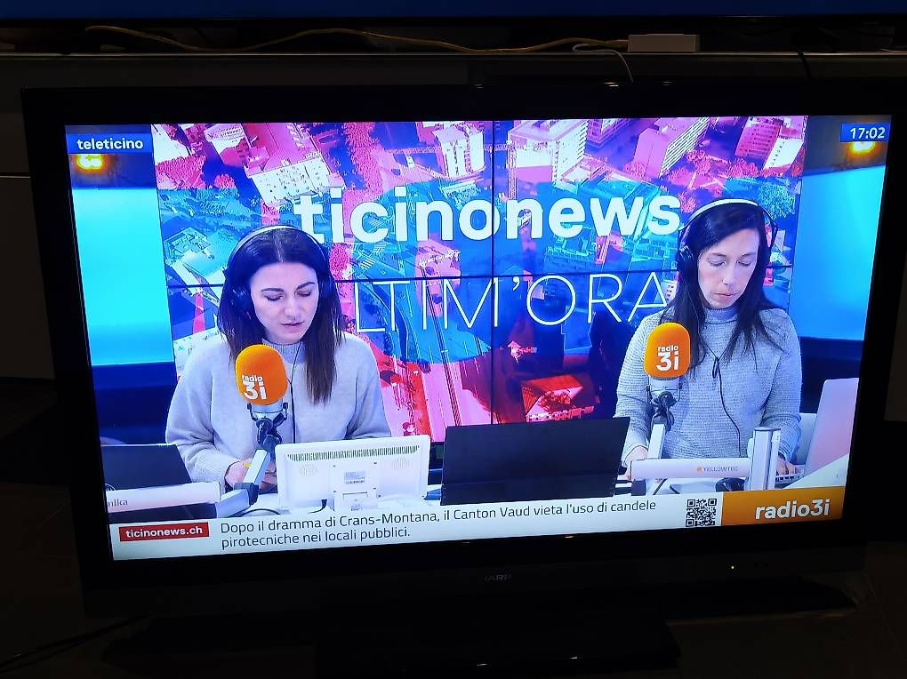 Fernseher: Vendo Tv Sharp  – Gebraucht aus Lamone von rabija7673 2