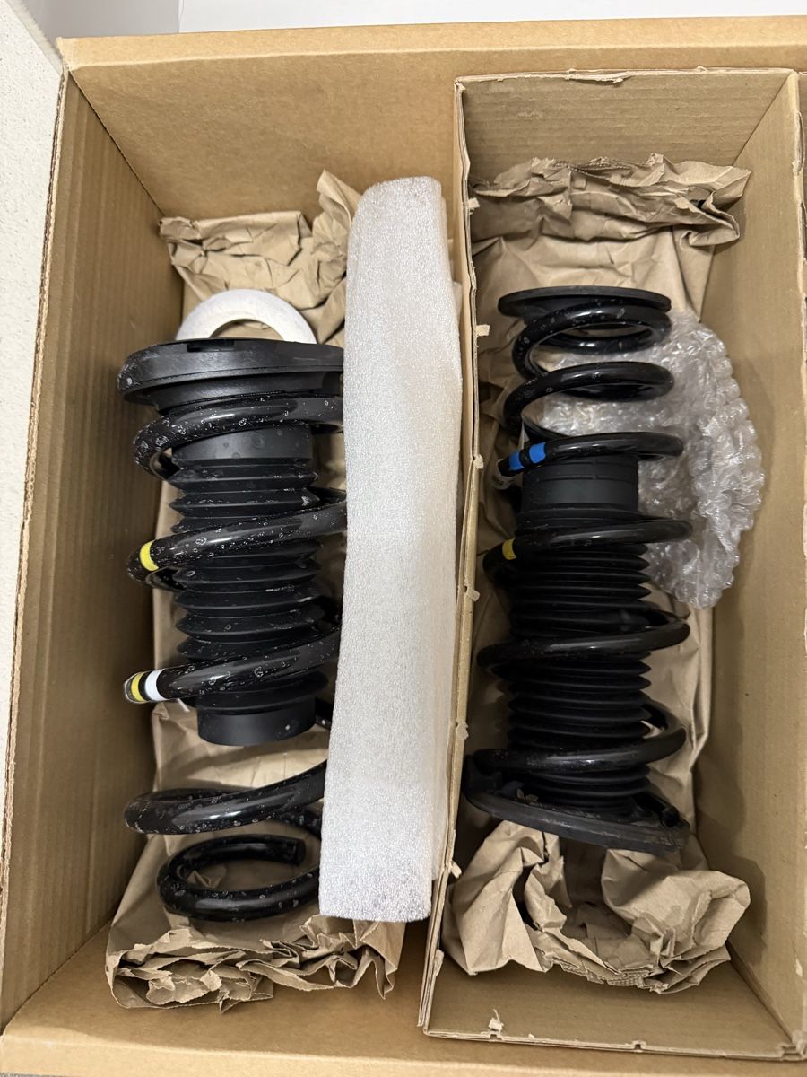 Welt der Tiere: Porsche 992.2 Originalfedern komplettes Set – Neu (gemäss Beschreibung) aus Geroldswil von LL_Autoteile 2