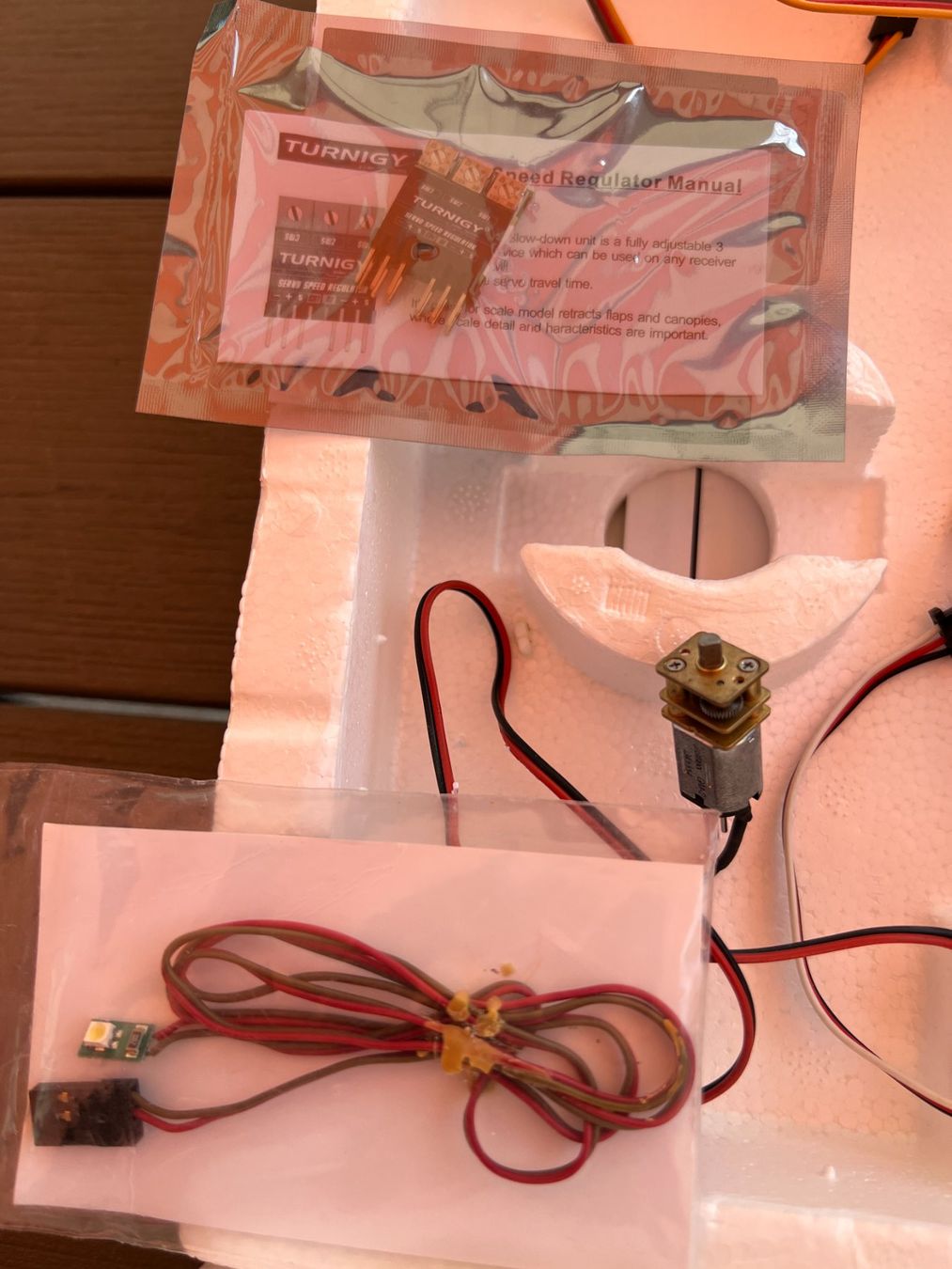 Futaba Telecomando: Sender: Robbe Futaba F-14 (40MHz) – Nuovo e nell'imballaggio originale da Gorgier venduto da Jamu394565 4