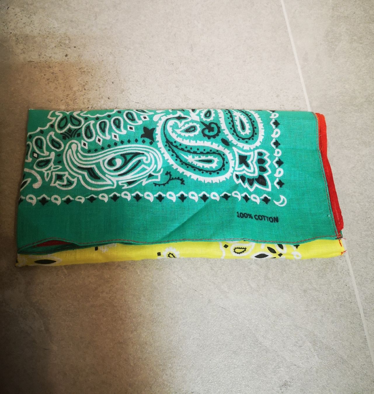 Foulard & Sciarpe: Bandana colorata 100% cotone – Nuovo (secondo la descrizione) da Lostallo venduto da cha_lx5j 1
