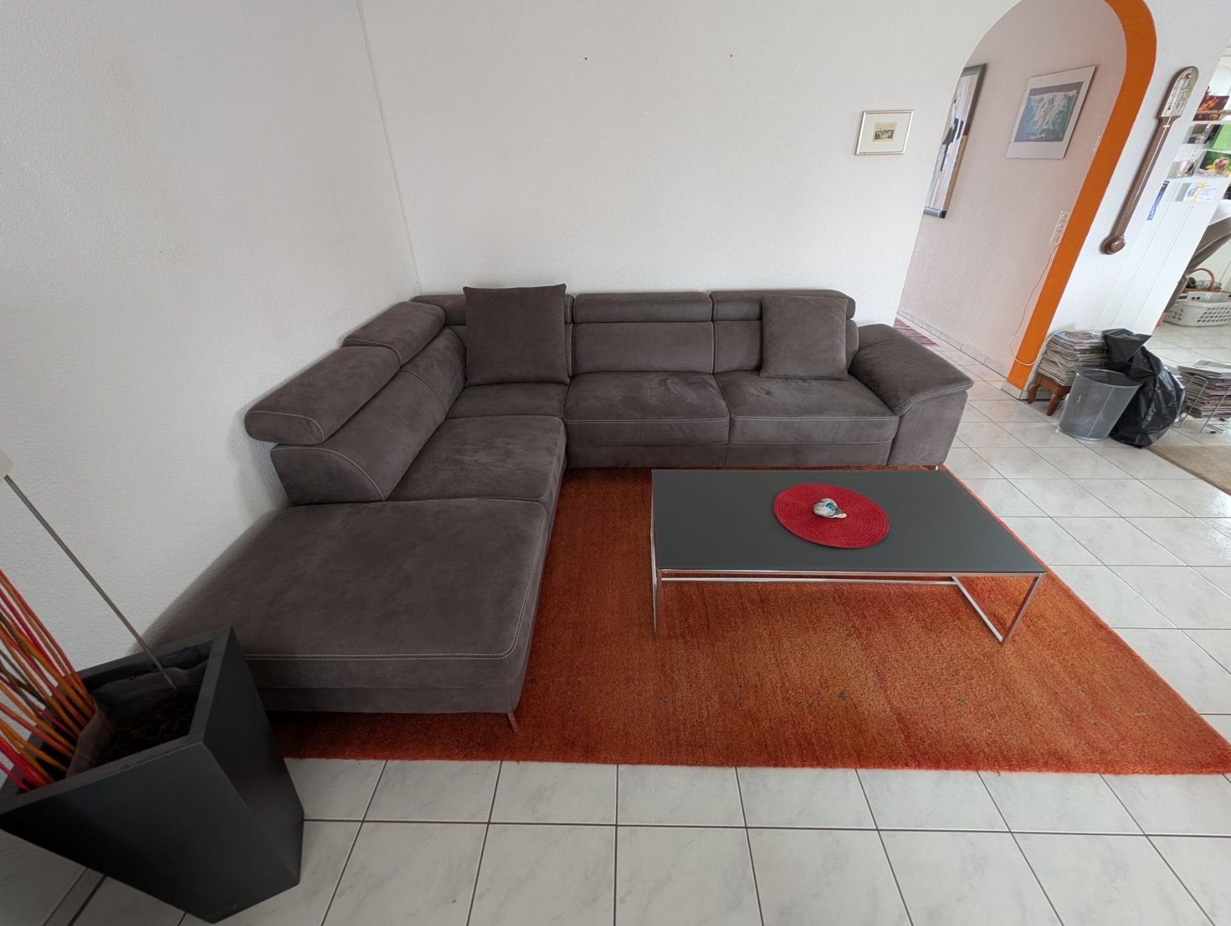 Sofas: Ecksofa grau Wildleder 290x240cm – Neu (gemäss Beschreibung) aus Amriswil von rabi66