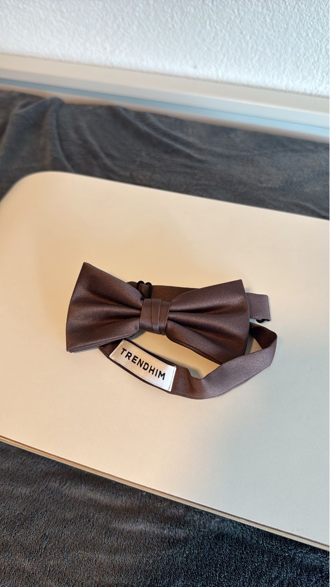 Papillon Cravatte: Nœud papillon Trendhim marron – Nuovo e nell'imballaggio originale da Biel/Bienne venduto da Lor_jxl2