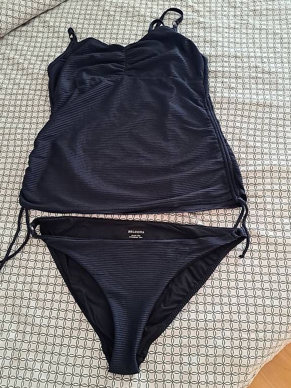 Costumi da bagno & Bikini: Bikini  + Tankini – Usato da Niederrohrdorf venduto da sibi1954 1