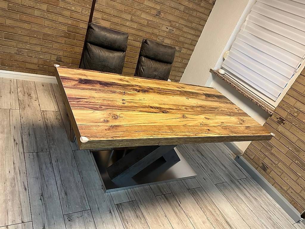 Tables: Hochwertiger Esstisch mit Stühlen  – D'occasion à Laufenburg par rus_gx8t 2