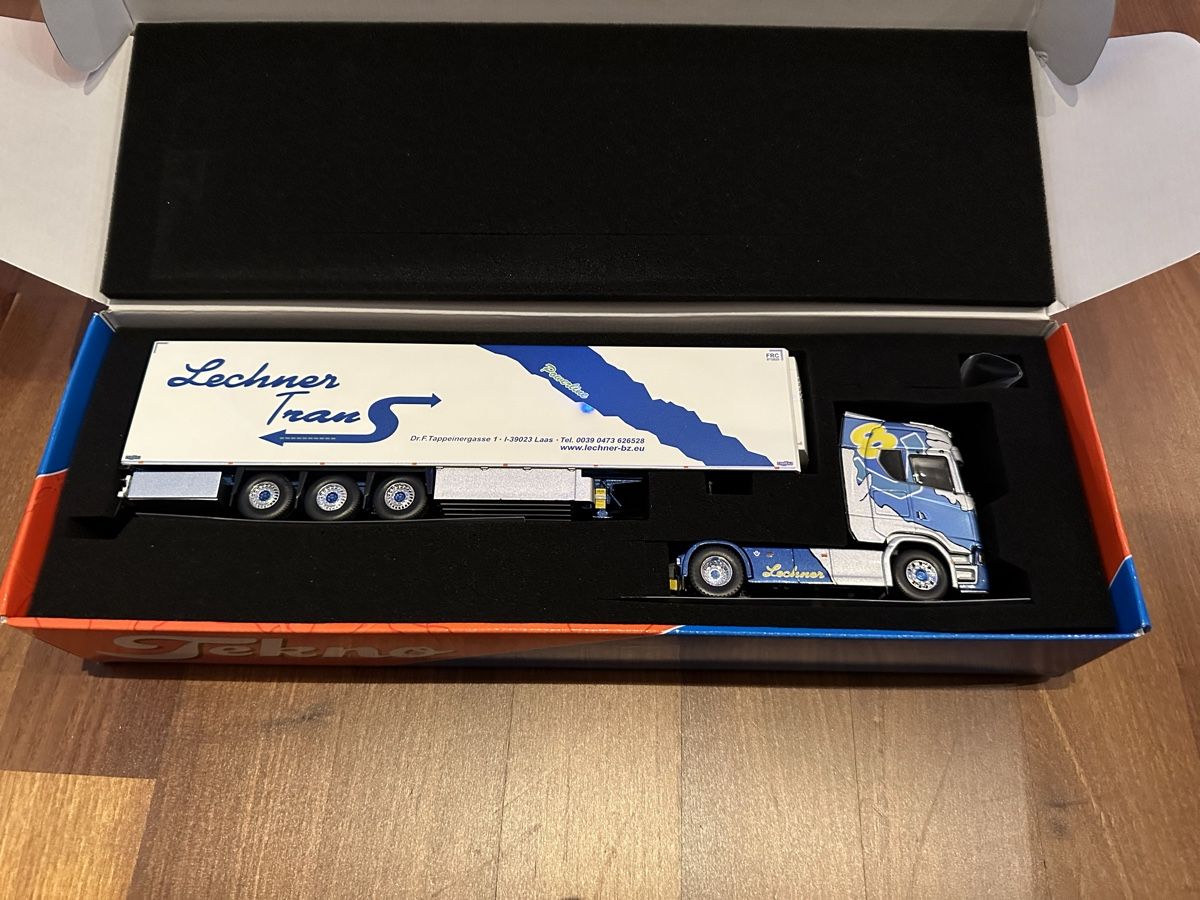 Tekno Kit di modellismo & Modellini statici: Tekno 1:50 Scania – Nuovo e nell'imballaggio originale da Oberwil BL venduto da AuM03 3