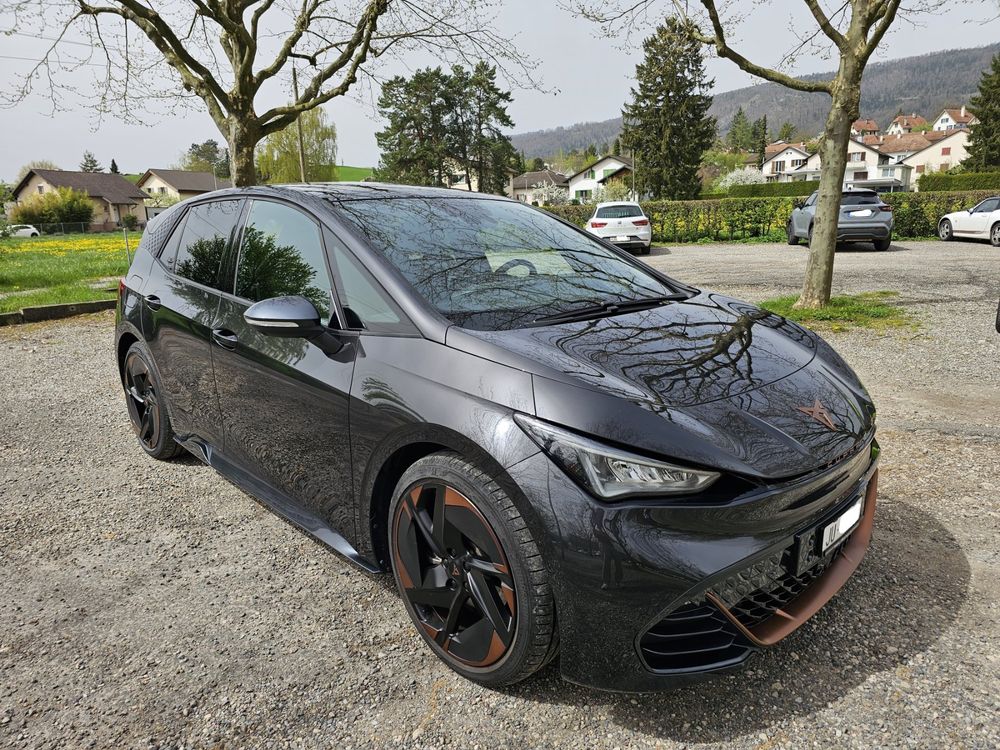 CUPRA Born El Primero Tres - 58kwh 204PS Electrique