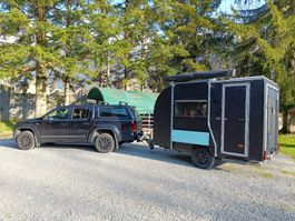 Einzigarter Wohnwagen