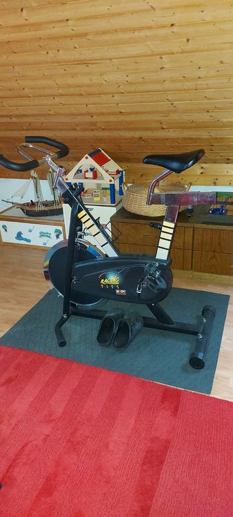 hometrainer spinning bike