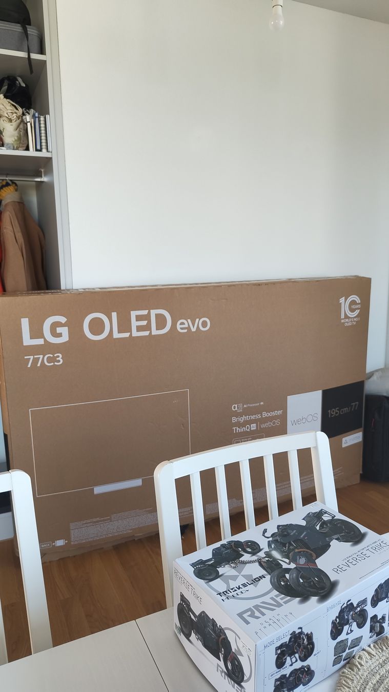 LG Televisori: LG OLED77C37LA (77", C3, OLED, 4K) – Nuovo (secondo la descrizione) da Bern venduto da car_b2wh 1