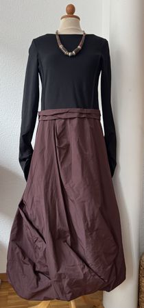 Robe OZAI N KU noire bordeau, taille S, coll. AW26/27