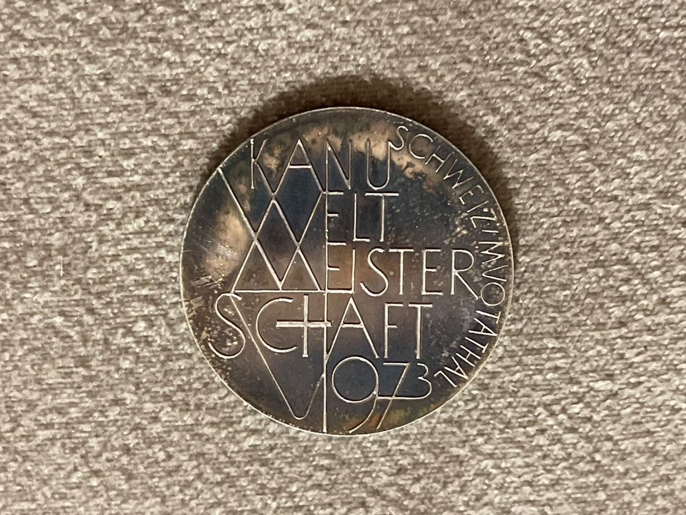 Médaille Commémorative 100 Ans Du Club De Football Biebrich - Argent 999 - 40 Mm - Très Bon état