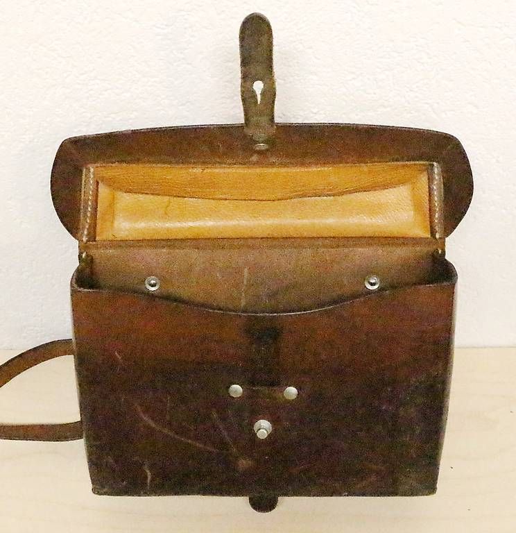 Schweizer Armee Borse: Original Schweizer Armee Leder Kartentasche – Usato da Mörschwil venduto da Ferrari-V8 3