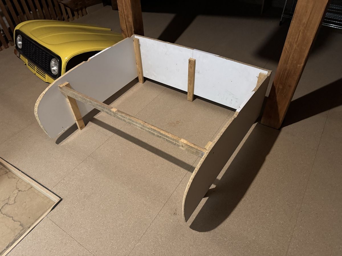 Tables: Renault R4 Tisch – D'occasion à Frauenfeld par kaf_s6q7 3