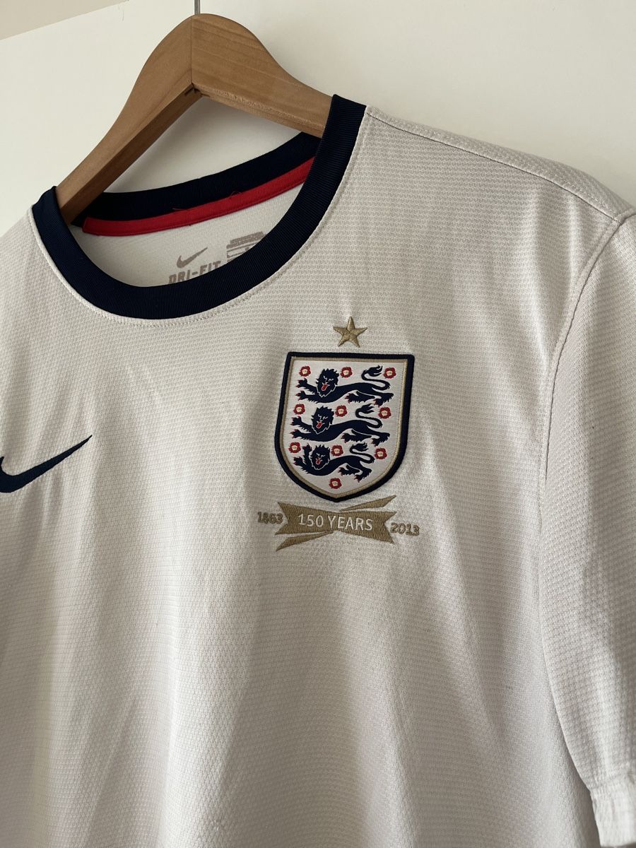 Nike Canottiere & Pantaloni: England Nike Trikot, Jubiläumsedition – Usato da Allschwil venduto da MaloseS08 1