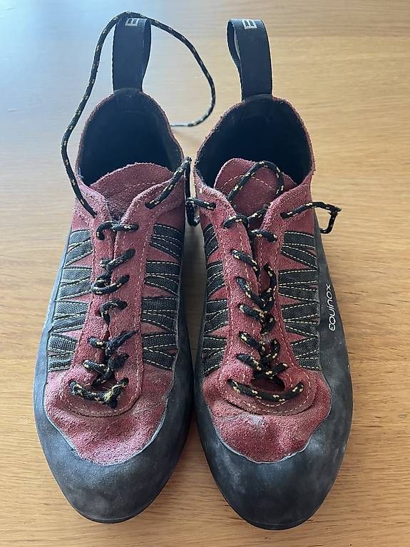Scarpe da uomo: Chaussons d'escalade Boréal Equinox 40.5 – Usato da Lausanne venduto da oreilles 1