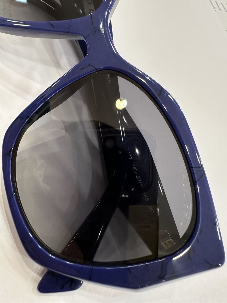 Brillen & Gläser: Prada Sonnenbrille SPR 19Z – Neu und originalverpackt aus Muralto von Brillen-outlet 3