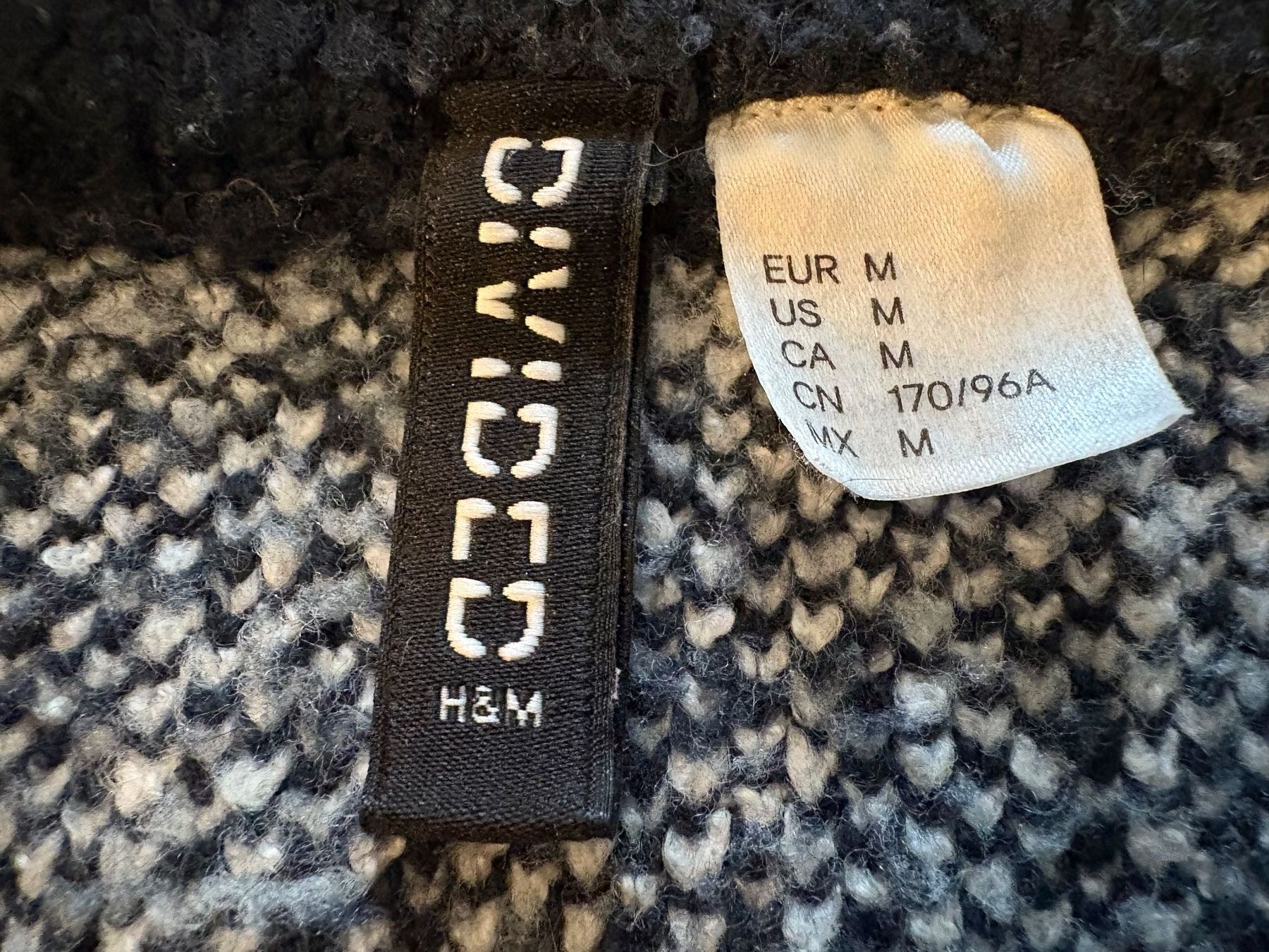 H&M Maglioni & Felpe: Pull H&M étoiles M | Sterne-Pullover Damen – Usato da Zürich venduto da AnnaSa 5