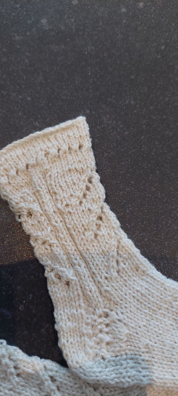 Bambole: 2 paar neue handgestrickte Puppensocken – Nuovo (secondo la descrizione) da Muri AG venduto da nindo1 4