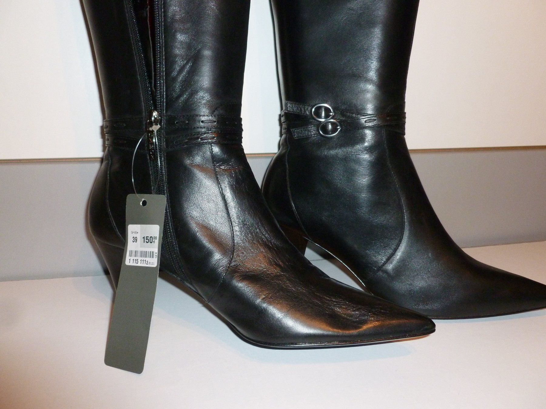 Scarpe da donna: Stiefel  OXMOX Leder NEU – Nuovo (secondo la descrizione) da herisau venduto da bluesnow 1
