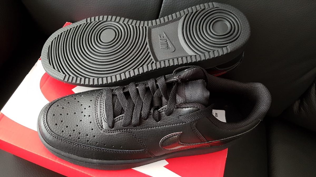 Nike Scarpe da uomo: Sneaker Nike Court VISION LOW,Leder,Gr40 – Nuovo e nell'imballaggio originale da Zürich venduto da 280_yc86 1