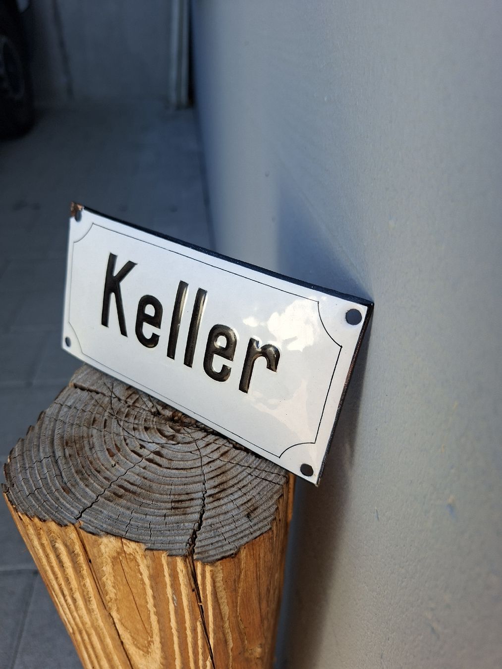 Insegne: Altes Keller Emailschild – Usato da Ganterschwil venduto da HeidiuPeter 1