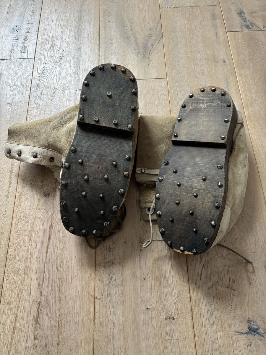 Schweizer Armee Uniformen: Kälteschutzschuhe Schweizer Armee 2.WK – Gebraucht aus Neuenhof von redballexpress 1