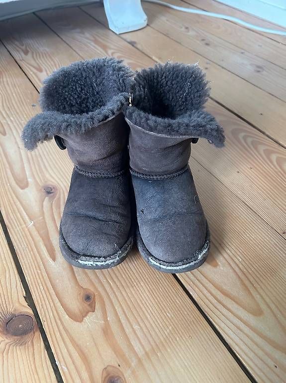 Schuhe für Jungen: UGG Stiefel Größe 28 – Gebraucht aus Niederlenz von Jurmalin 3