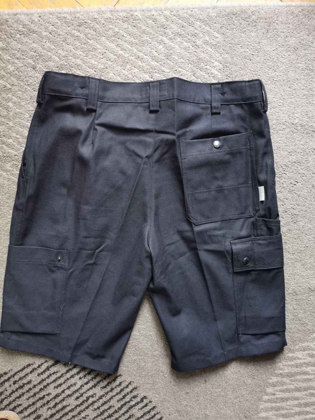 Pantaloni: Herren Cargo Shorts, ALBIRO , Gr. 48 – Nuovo (secondo la descrizione) da Genève venduto da GVMaam 1