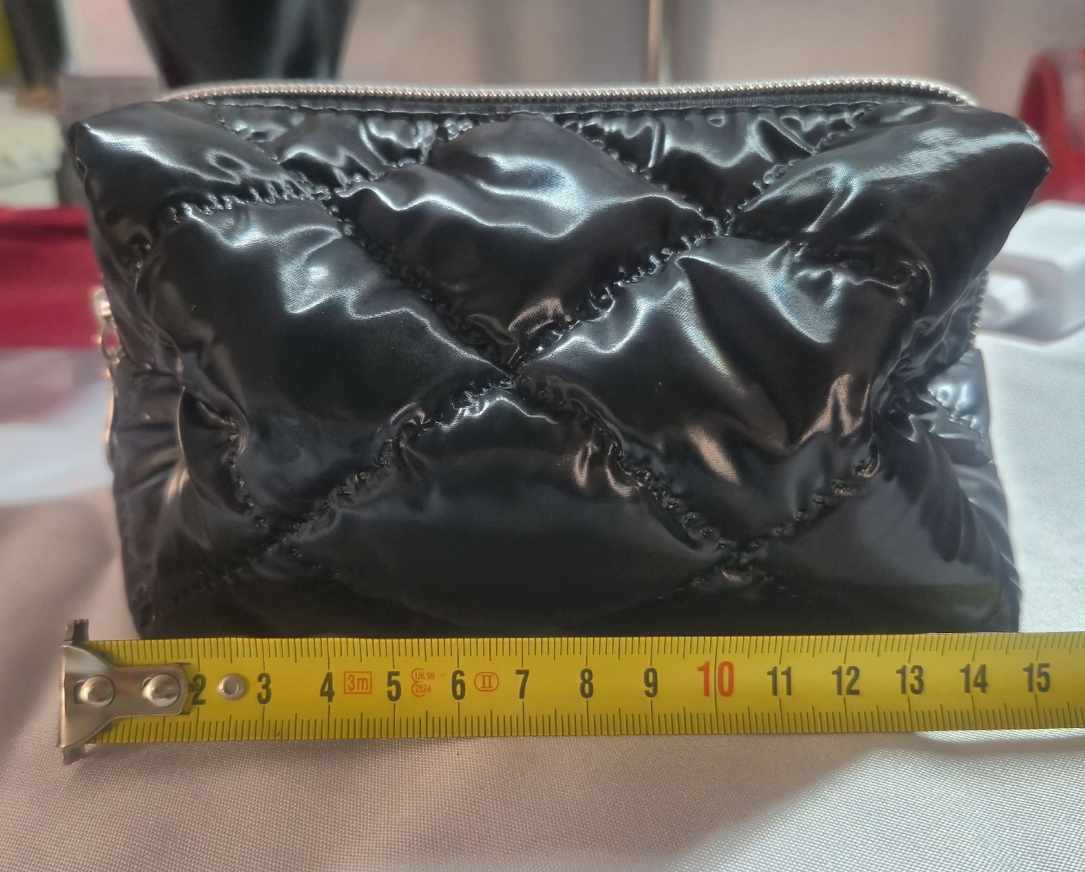 Taschen für Damen: Pochette nera imbottita trapuntata con cerniera – Neu (gemäss Beschreibung) aus Giubiasco von Stefaniav 6