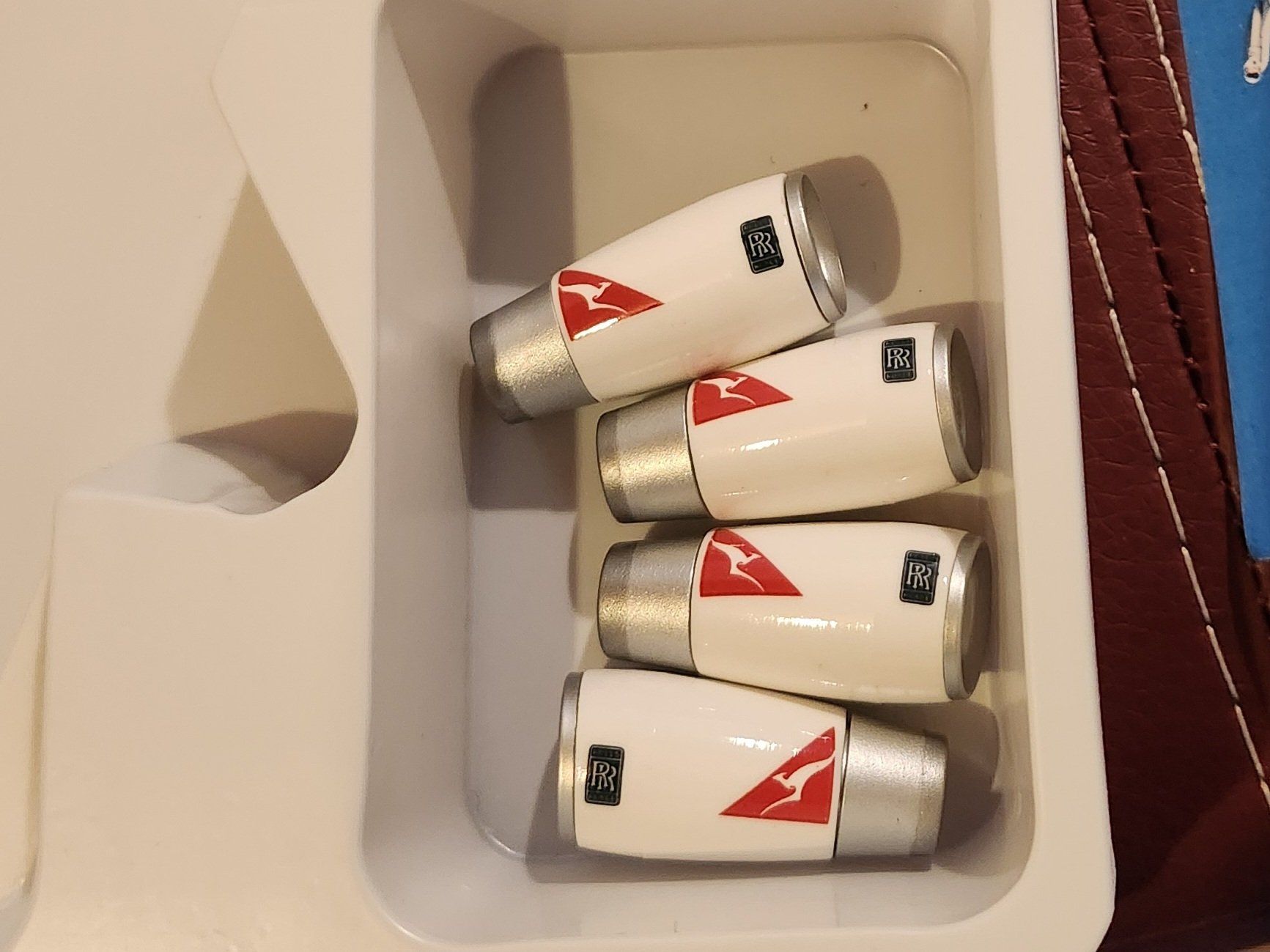 Kit di modellismo & Modellini statici: Skymarks 1/200 Qantas Boeing 747-400 – Nuovo (secondo la descrizione) da Wittenwil venduto da ced_q8j7 9