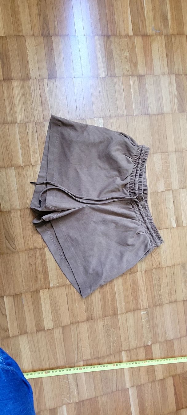 H&M Pantaloni: Braune Sommer Shorts, Gr. 36 - H&M – Usato da Emmenbrücke venduto da gatasalvache 1