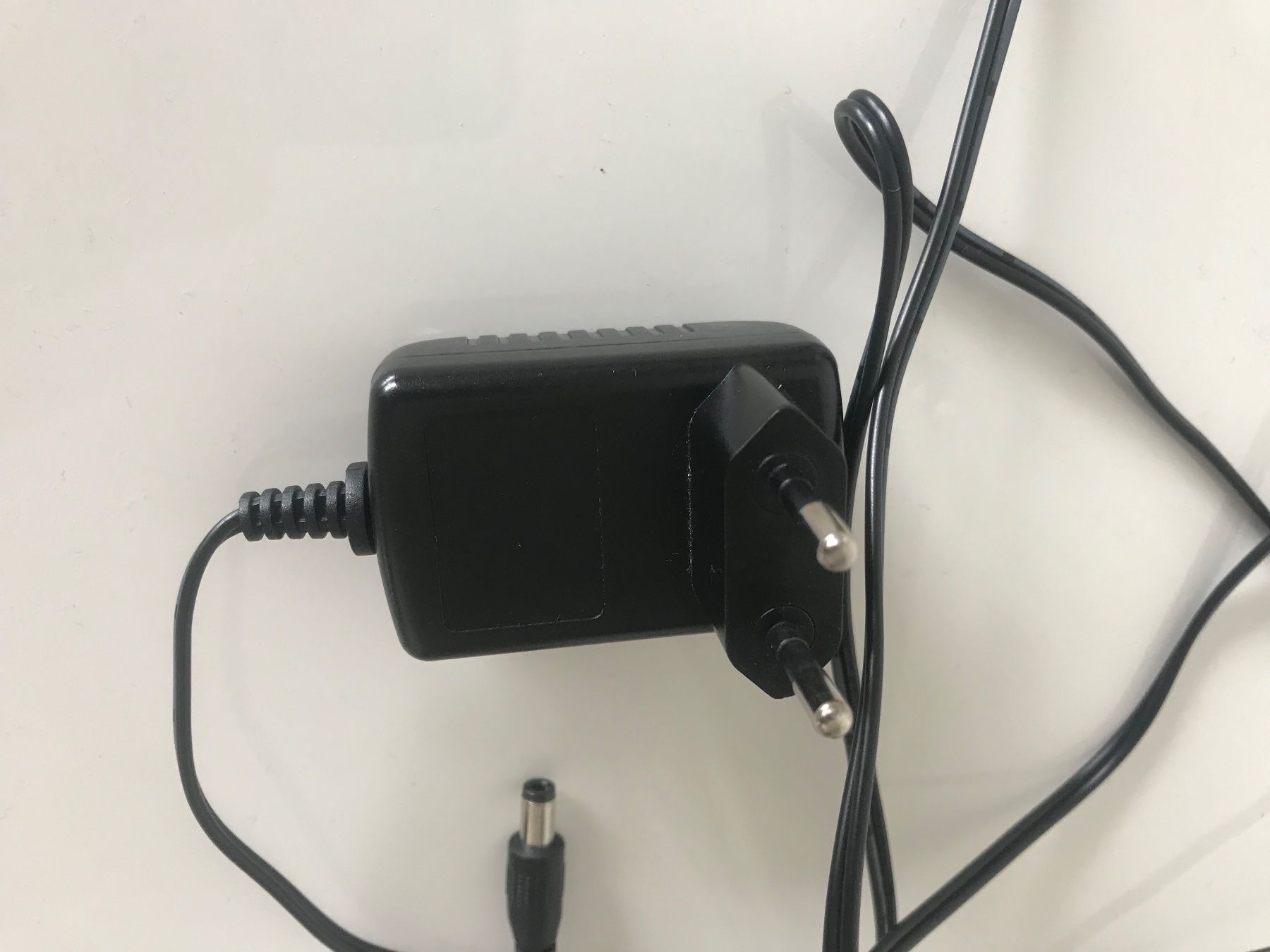 Caricabatterie: Netzteil / Ladegerät 6.0V 0.GA - 150 cm – Usato da Lausanne venduto da opi_92cn 2