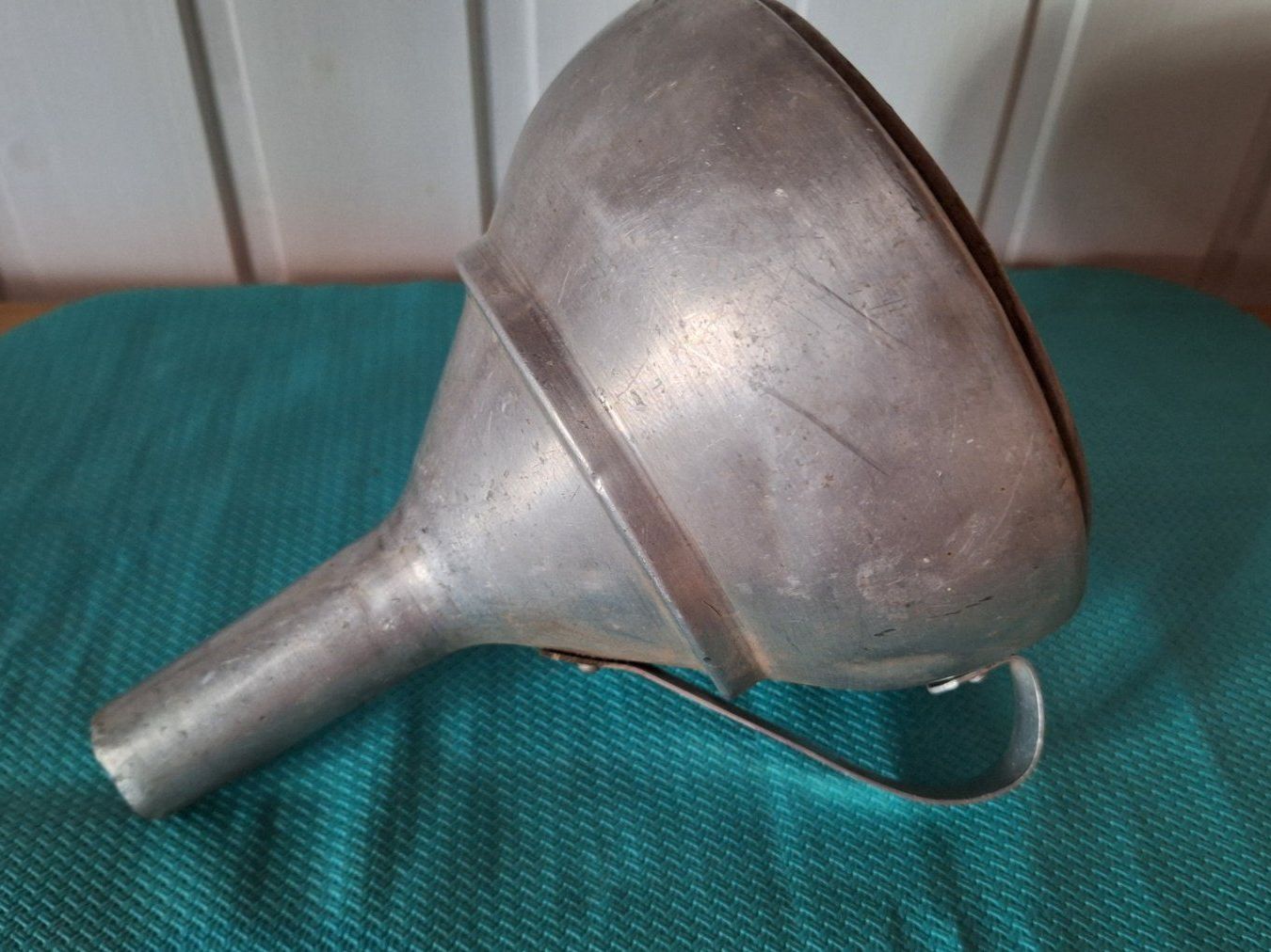 Altri elettrodomestici e apparecchi d’epoca: alter Aluminium Trichter 20cm – Usato da Dornach venduto da majo8689