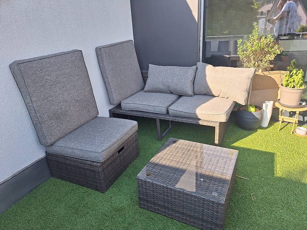 Sofas: Rattanlounge – D'occasion à Wichtrach par ale_rtv9 1