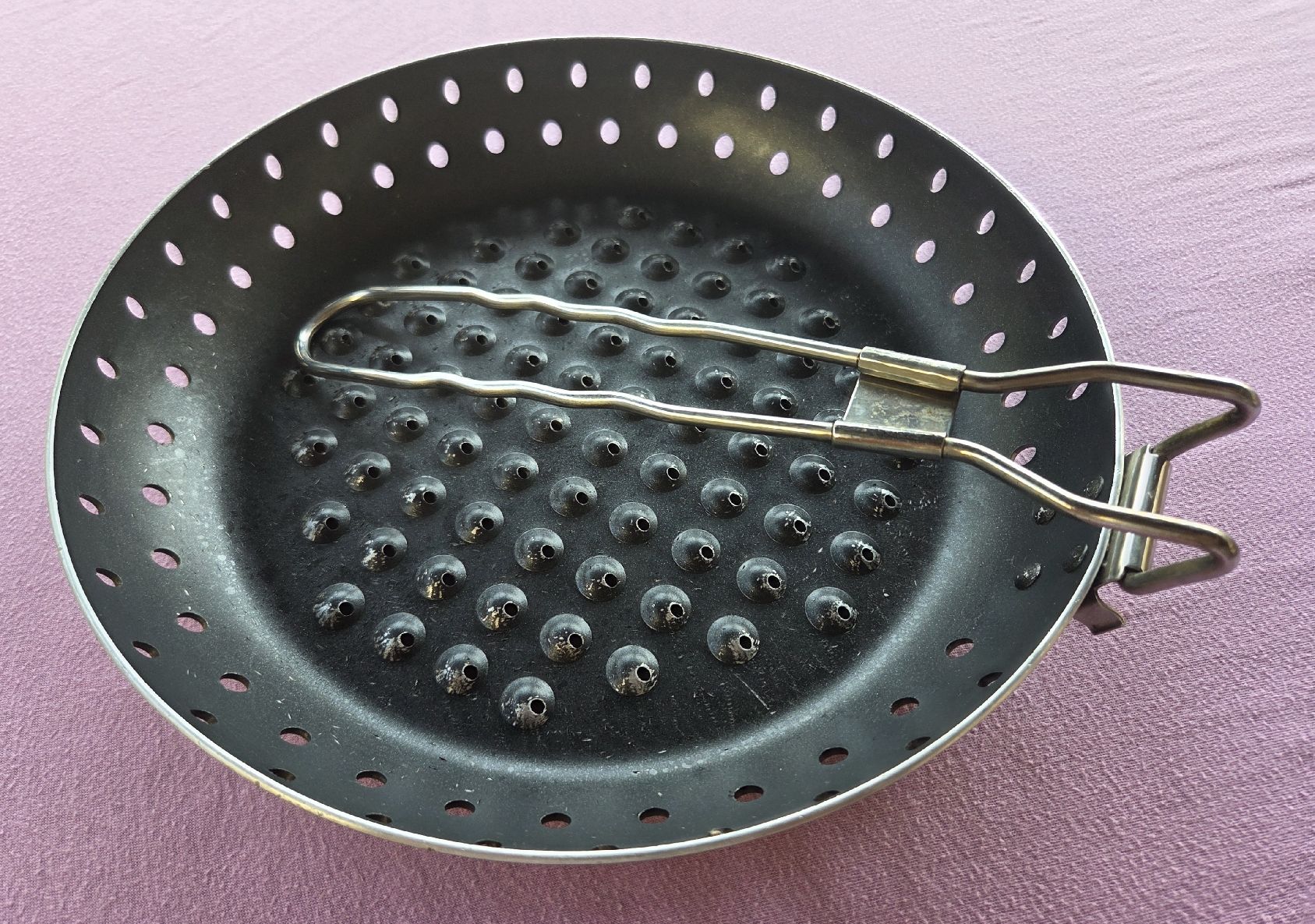 Pfannen: Gemüse oder Marroni Pfanne für Grill – Neu (gemäss Beschreibung) aus Klingnau von Groofty69 2
