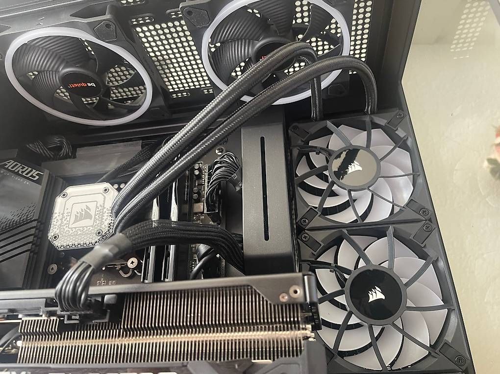 PCs: ULTRA Gaming PC - GeForce RTX 4090, Intel Core i9-14900K – Gebraucht aus Biel/Bienne von sie_b72l 1