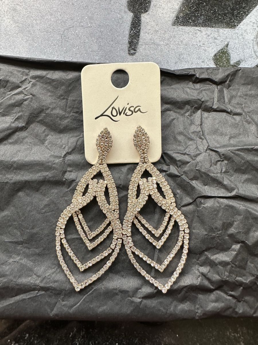 Orecchini pendenti & Orecchini a lobo: Lovisa Ohrstecker – Nuovo e nell'imballaggio originale da Bern venduto da Shininglove