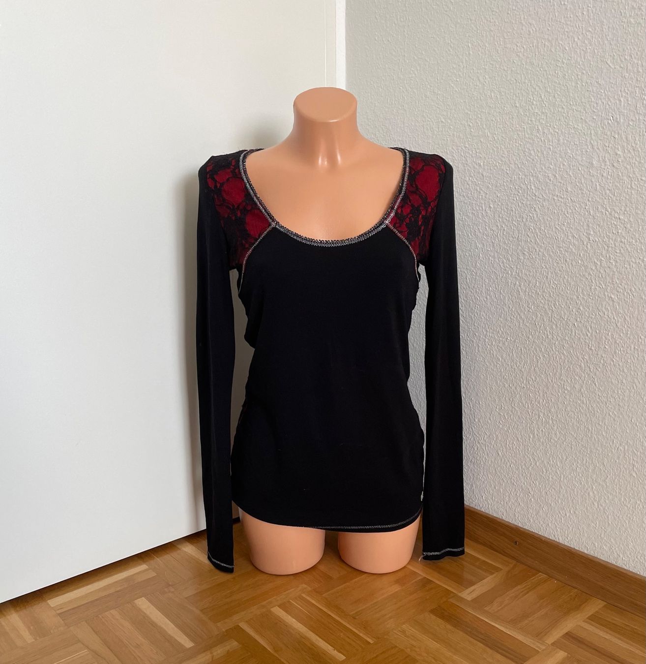 Morgan T-shirt: Morgan Shirt Gr. S – Usato da Rüfenacht BE venduto da Anele_13 6