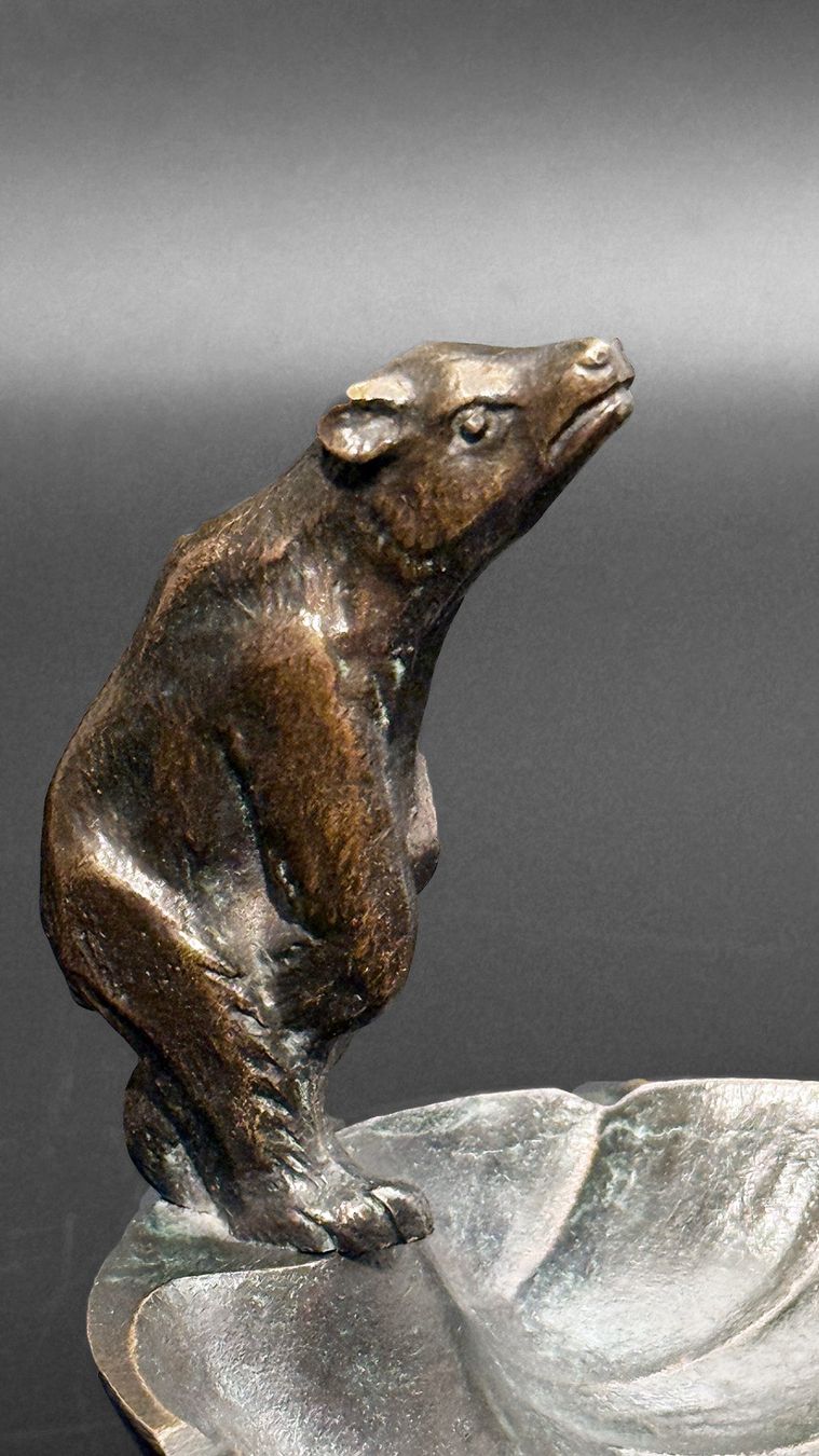 Sculture & Statue: Atemberaubende Art-Déco-Bronzeskulptur eines Bären – Usato da Luzern venduto da Eukalyptus 1